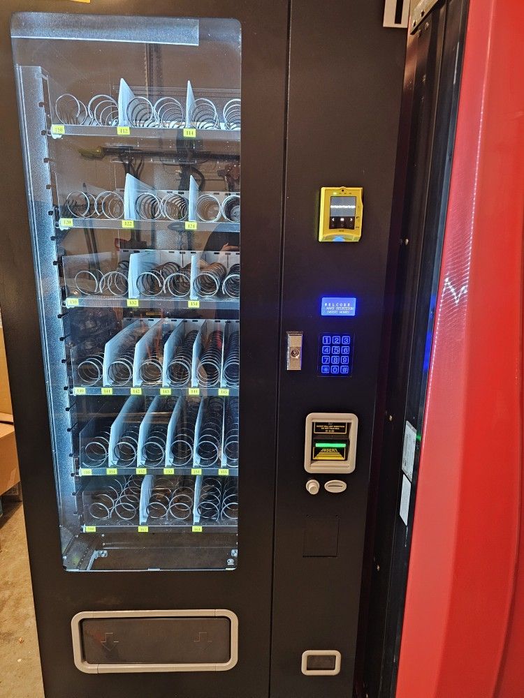 Snack Vending Machine