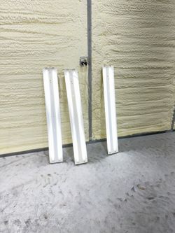 Fluorescent Lights 48”