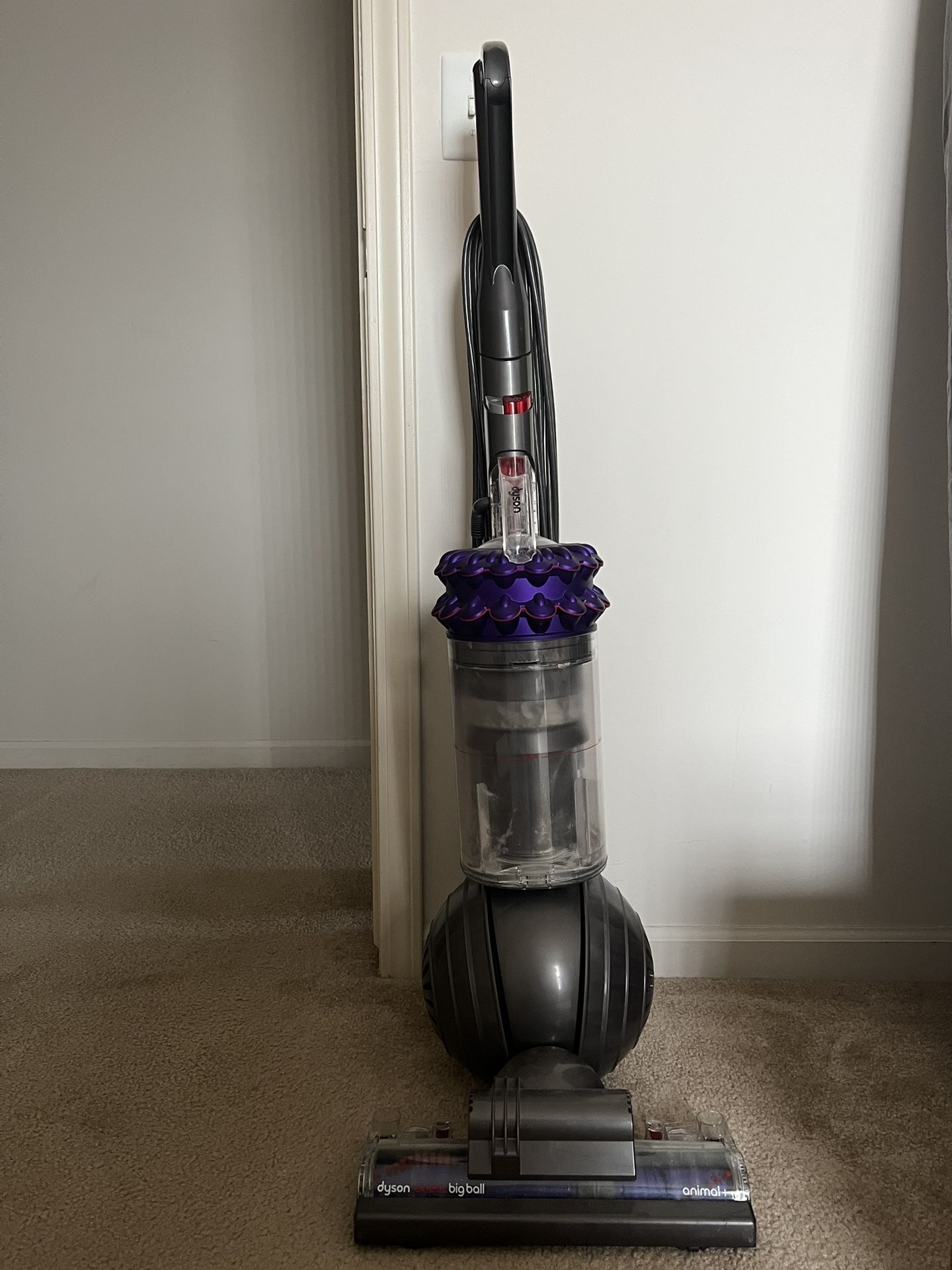 Dyson Cinetic Big Ball Animal + Allergy vacuum cleaner