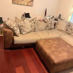 Sectional Couch With Oversized Ottoman Very Comfortable Must Sell