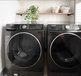 Samsung Washer & Dryer like NEW