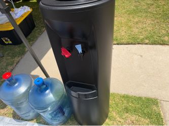 Water dispenser