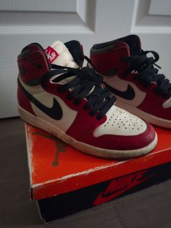 Jordan 1 " chicago lost and found"