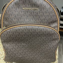 Michael Kors Medium Abbey Backpack 