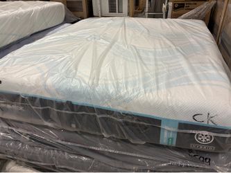 CALIFORNIA KING TEMPURPEDIC PRO BREEZE MEDIUM HYBRID