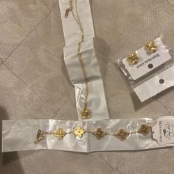 New / Clover Set