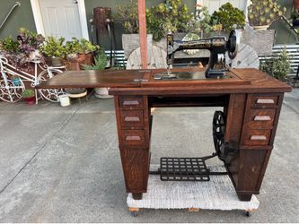 Antique White Rotary Sewing Machine In Mission Oak Table With Drawers And Cast Iron Treadle.
