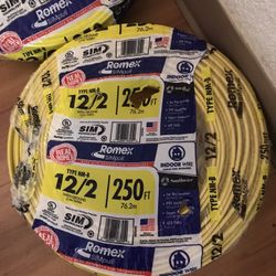 7 Southwire 250-ft 12/2 Romex SIMpull Solid Indoor CU NM-B W/G - Model #(contact info removed)