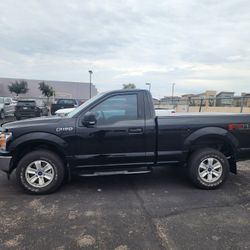 2018 FORD F150 SHORT BED 5.0L 4wd 25k Miles