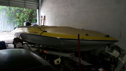 1985 Glastron 21ft Ski Master