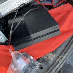 PS4 Game Console!! $100!!