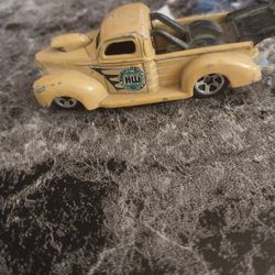 1940 Pickup Truck Collectable 
