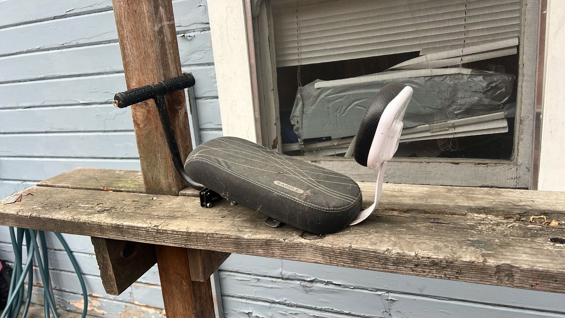 Saddle