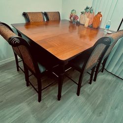 Large Dining Table (Expandable)