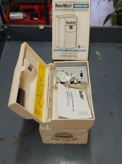 Aerosol dispenser