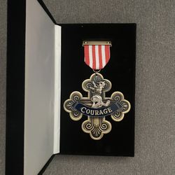 The Wizard Of Oz Cowardly Lion Medal Replica