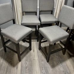 4 bar tools gray color LIKE NEW