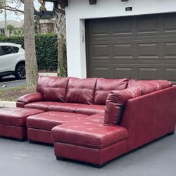 🛋️ Sectional Couch/Sofa - Red - Leather - Delivery Available 🚛