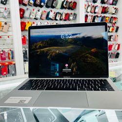 MacBook Air 2018 8GB 128GB