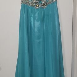 Size 1 Dress. Homecoming/Prom Gown