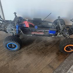 traxxas slash 2wd truck