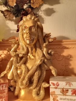 Halloween decor Medusa bust