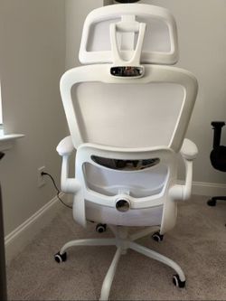 TRALT Ergonomic Office Chair (White)