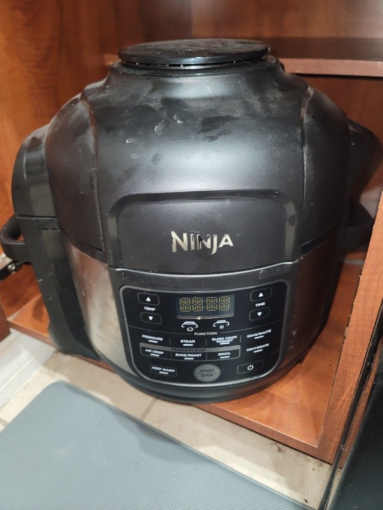 Ninja Foodi 10 in 1, Quart Pressure Cooker Air Fryer – Multicooker