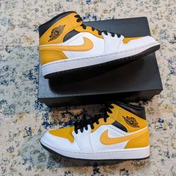 Air Jordan 1 Mid University Gold Size 9M