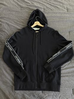 OFF WHITE HOODIE SIP UP