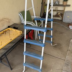 Pool Ladder