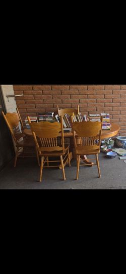 Dining Table & 4 Chairs – $40