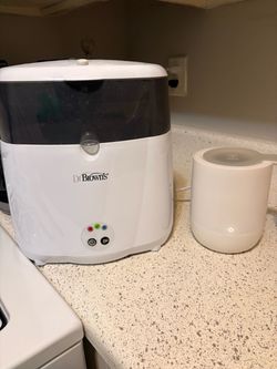 Dr.Brown’s Bottle Warmer & Sterlizer
