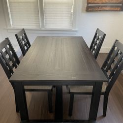 Kitchen Table 