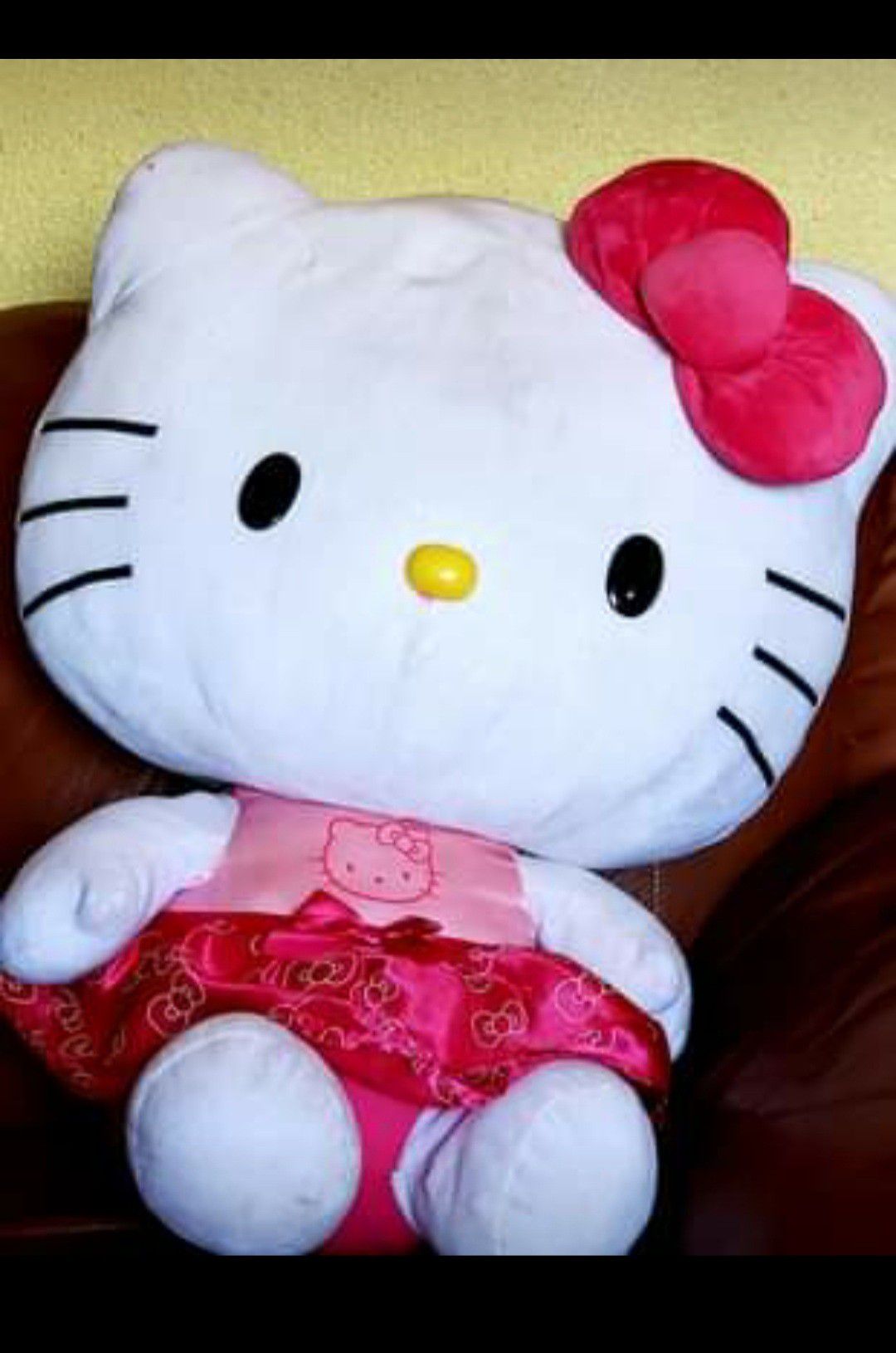 Giant Hello Kitty plush doll