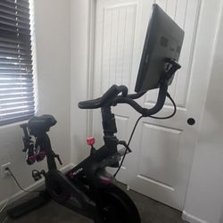 Peloton Spin Bike
