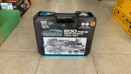 POWER TORQUE GM4323 200 PIECE MECHANIC’S TOOL SET.