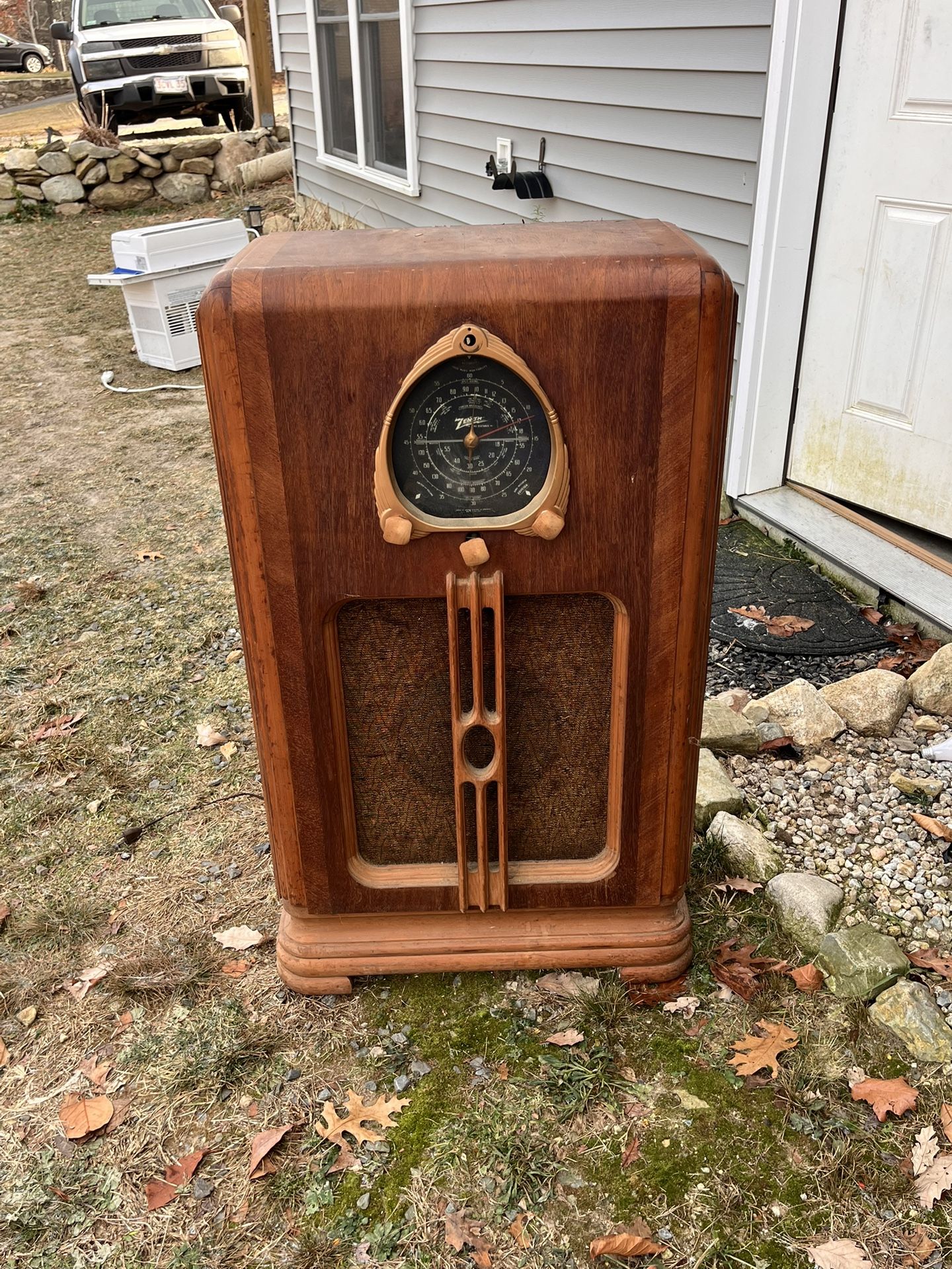 Antique Radio 
