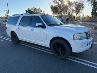 2010 Lincoln Navigator L 4x4