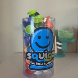 Fat Brain Toys Squigz Starter Set, 24 Piece Suction Bath Toys, Sensory Toys for Kids 