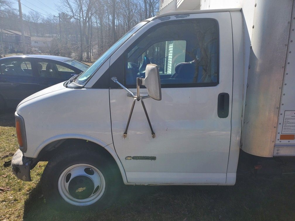 2001 Chevrolet Express