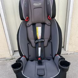GRACO SLIMFIT CONVERTIBLE 