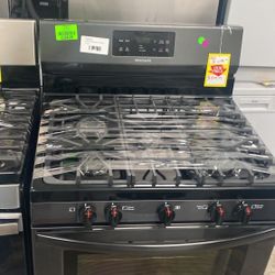 FRIGIDAIRE FFGFTD 30 in. 5.0 cu. ft. Gas Range Stove UZ