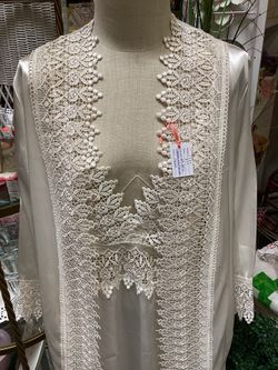 Two piece nightgown set Guipure lace
