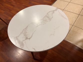 Round  Table