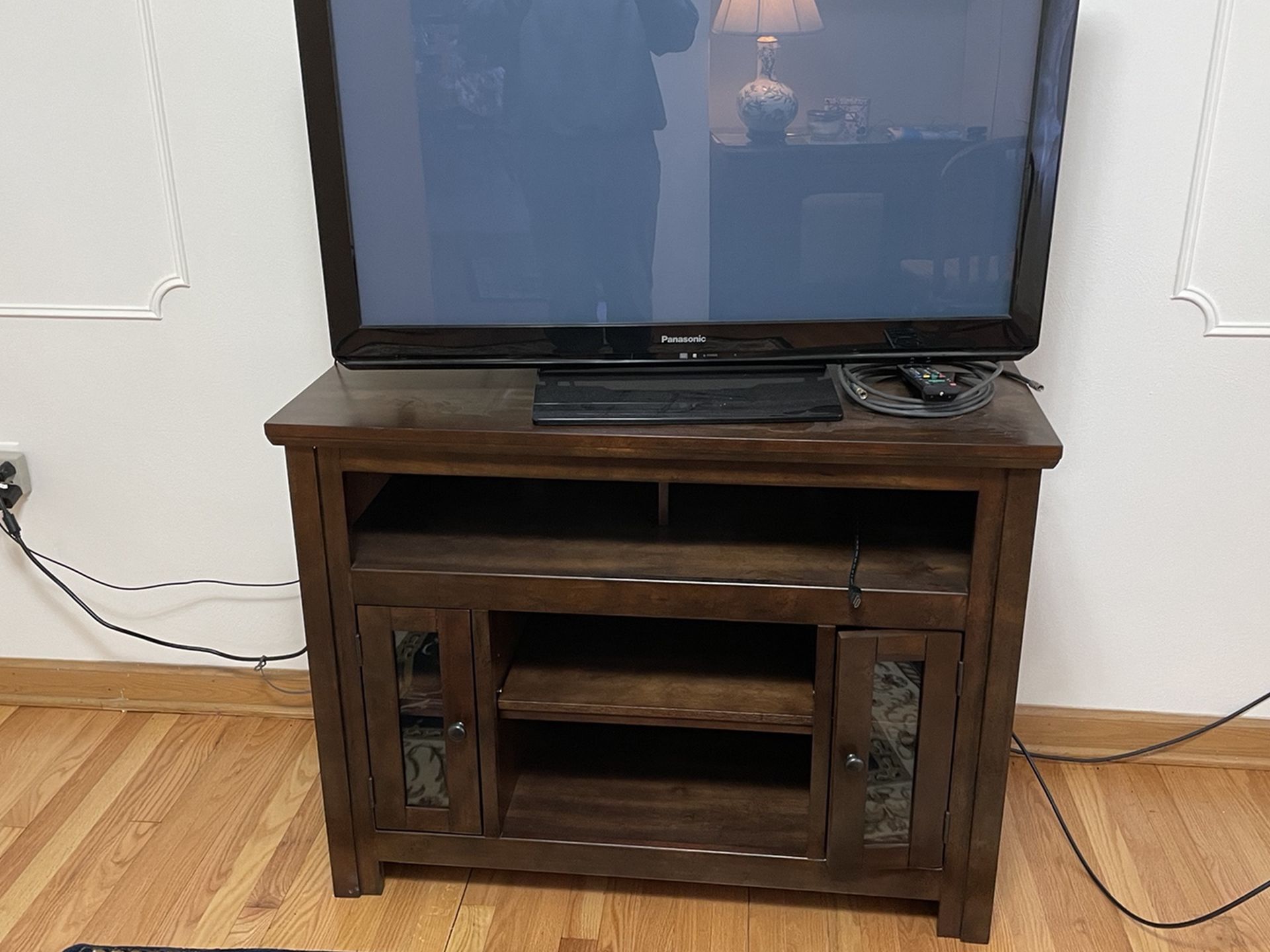 Console/cabinet Currently On Raymour And Flanagan Website
