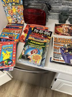 Pokémon And Dragon Ball Books All For $50