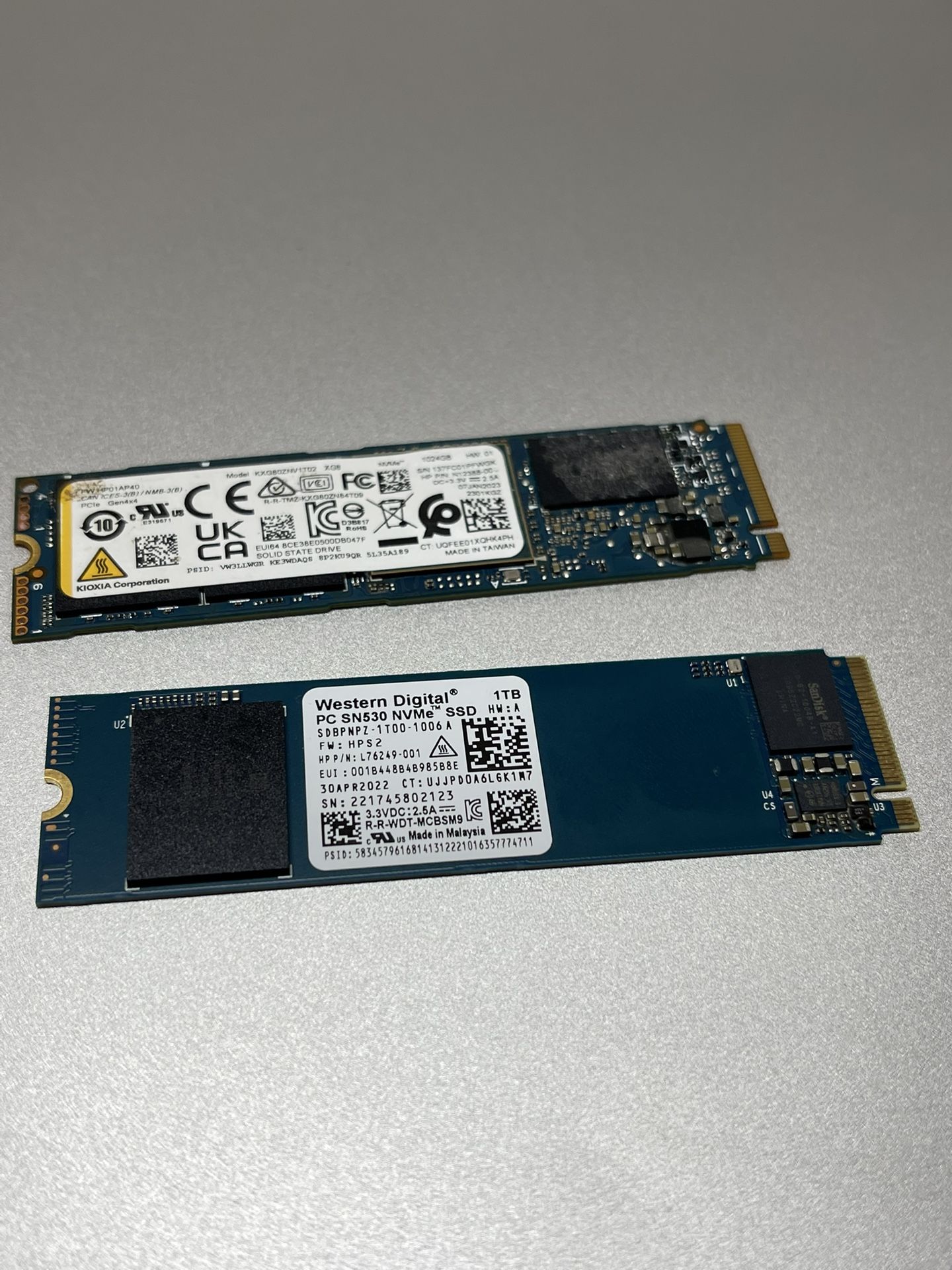 Lot Of 2 1tb Ssd. See Pics