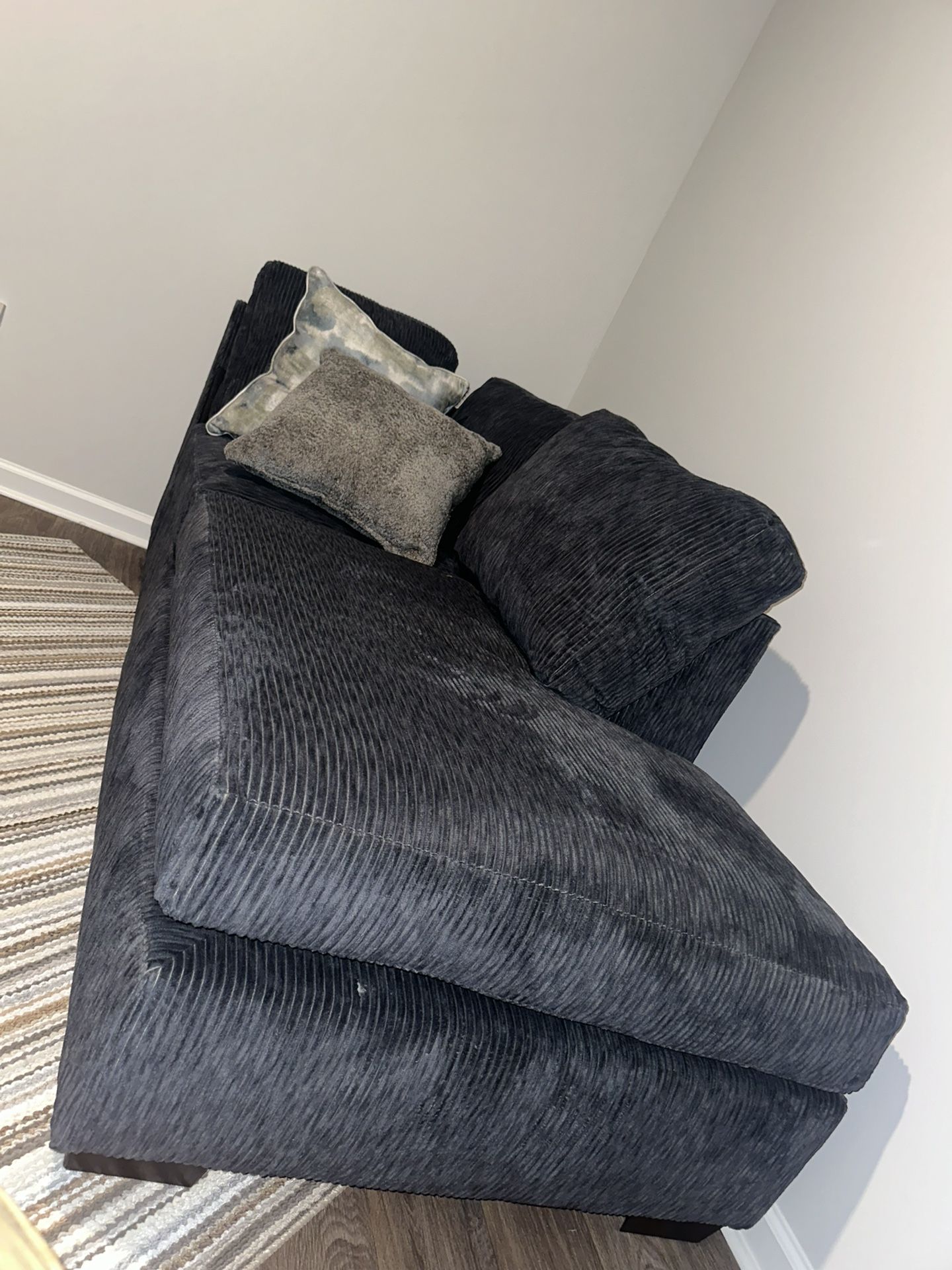 Brand new LOUNGE/COUCH