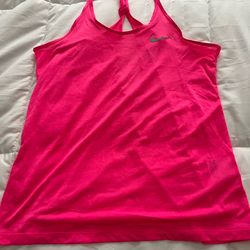 Nike active top brand new never worn